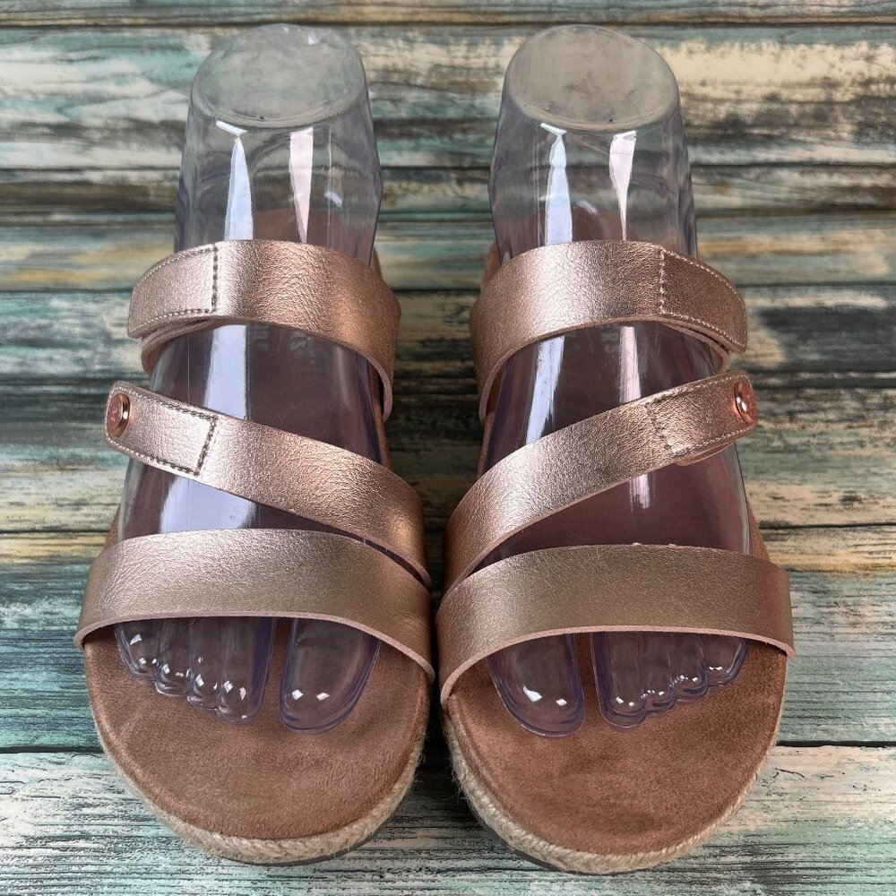 Skechers Martha Stewart Slide Sandal Size 6.5 Rose Gold Wedge Adjustable Comfort